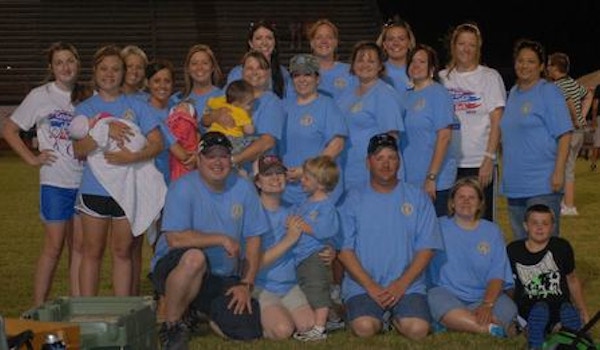 Loving Start Friends & Family Following The Yellow Brick Road To A Cure!!! T-Shirt Photo